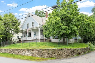 9 Pleasant St, Lunenburg, MA 01462