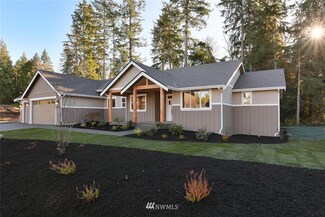 10837 NE Apple Tree Point Ln, Kingston, WA 98346