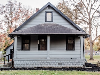 2405 E 38th St, Anderson, IN 46013