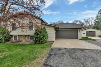 403 5 1 2 St NE, Saint Stephen, MN 56375