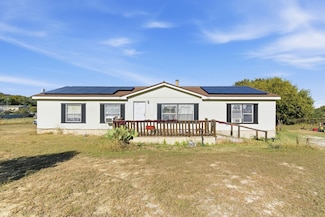 406 Hilltop Meadows Ct, Springtown, TX 76082