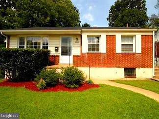 3923 Lantern Dr, Silver Spring, MD 20902