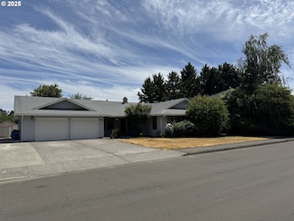 8911 NE 32nd Ave, Vancouver, WA 98665