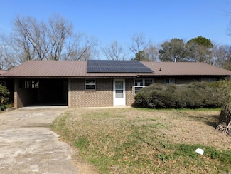 404 W Collins, Mineral Springs, AR 71851