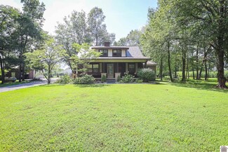 6755 Clinton Rd, Paducah, KY 42001