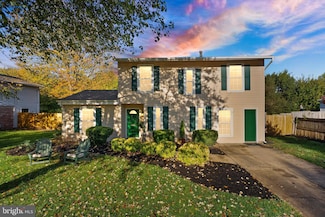 4006 Novar Dr, Chantilly, VA 20151