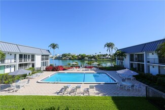 333 Harbour Dr Unit 101, Naples, FL 34103