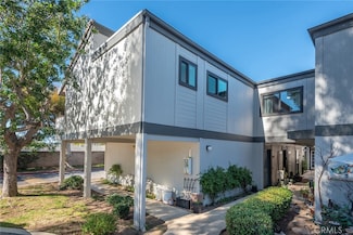 6458 Twin Circle Ln, Simi Valley, CA 93063