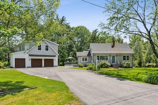 10 Burnell Dr, Yarmouth, ME 04096