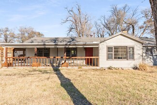 12218 E Douglas Ave, Wichita, KS 67206