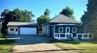 131 E Kiowa St, Iroquois, SD 57353