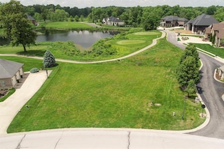305 Forest Oaks Dr, Caseyville, IL 62232
