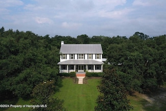 23337 Lake Lindsey Rd, Brooksville, FL 34601