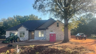 223 Peach Blossom Rd, Bonaire, GA 31005