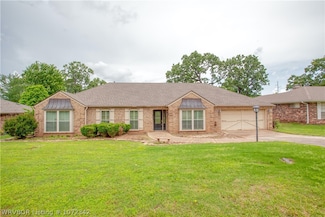 7515 Oxford Place, Fort Smith, AR 72903