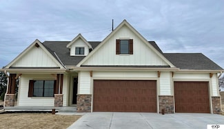 20505 Ogden St, Elkhorn, NE 68022