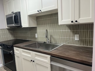 1197 Grafton St Unit 58, Worcester, MA 01604