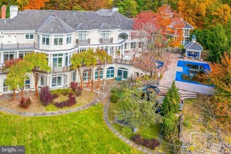 52 Mountain Laurel Ln, Malvern, PA 19355