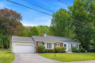 7 Sherry Dr, Andover, MA 01810