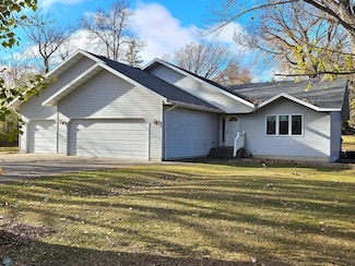 5014 5th St, Lake Park, MN 56554