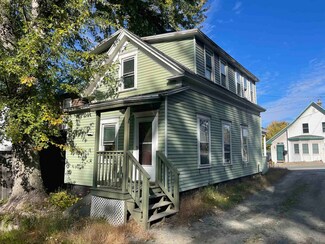 5 Prospect St, Lancaster, NH 03584