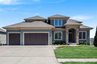 1213 Kingsland Cir, Raymore, MO 64083