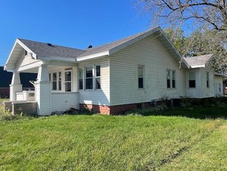 1108 N Main St, Richland Center, WI 53581