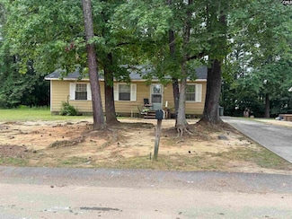 1013 Rockymount Rd, Columbia, SC 29203