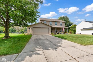 5547 Gainesway Dr, Greenwood, IN 46142