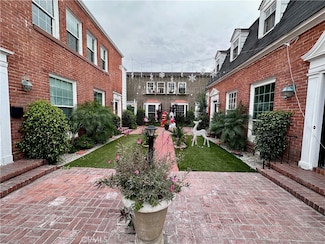 1760 N Las Palmas Ave, Los Angeles, CA 90028