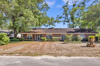 2181 George Walton Dr, Biloxi, MS 39531
