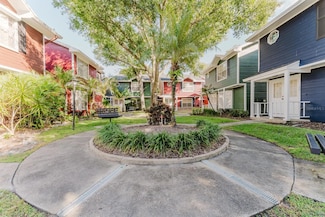 5990 Scotchwood Glen Unit 104, Orlando, FL 32822