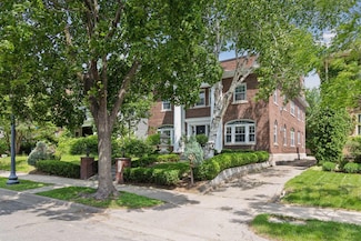 1785 Dupont Ave S, Minneapolis, MN 55403