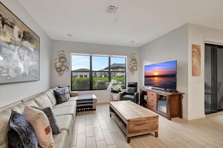 8660 Antarus Dr, Wellington, FL 33467
