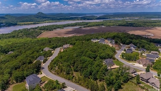 170 Manitou Dr, Maumelle, AR 72113