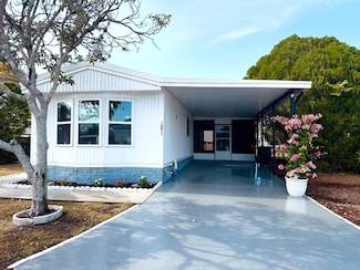 18811 Cayman Dr, Hudson, FL 34667