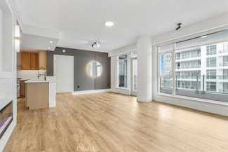 3131 Michelson Dr Unit 1402, Irvine, CA 92612