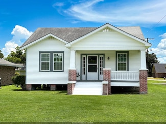 1109 Simon St, Vacherie, LA 70090