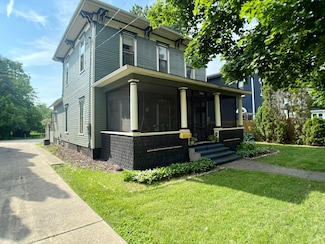 304 Pearl St, Blissfield, MI 49228