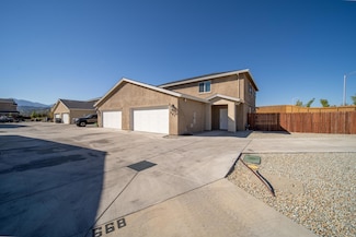 887 Congaree Ln, Redding, CA 96001