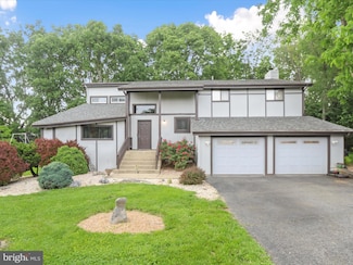 11815 Oriole Dr, Hagerstown, MD 21742