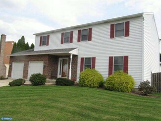 1553 Singer Rd, Reading, PA 19610
