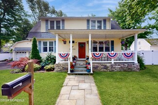 8 Salisbury Ave, North Middletown, NJ 07748