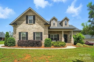 3256 Fairmead Dr, Concord, NC 28025