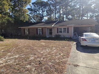 3629 Metric Dr, Hope Mills, NC 28348