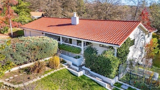 13937 Sun Forest Dr, Penn Valley, CA 95946