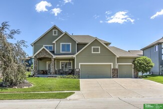10311 S 124th St, Papillion, NE 68046