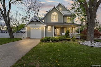 7891 Robindale Ave, Dearborn Heights, MI 48127