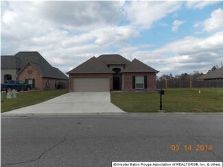 13395 Autumn Run Dr, Walker, LA 70785