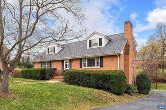 902 Ridgecrest Cir, Staunton, VA 24401